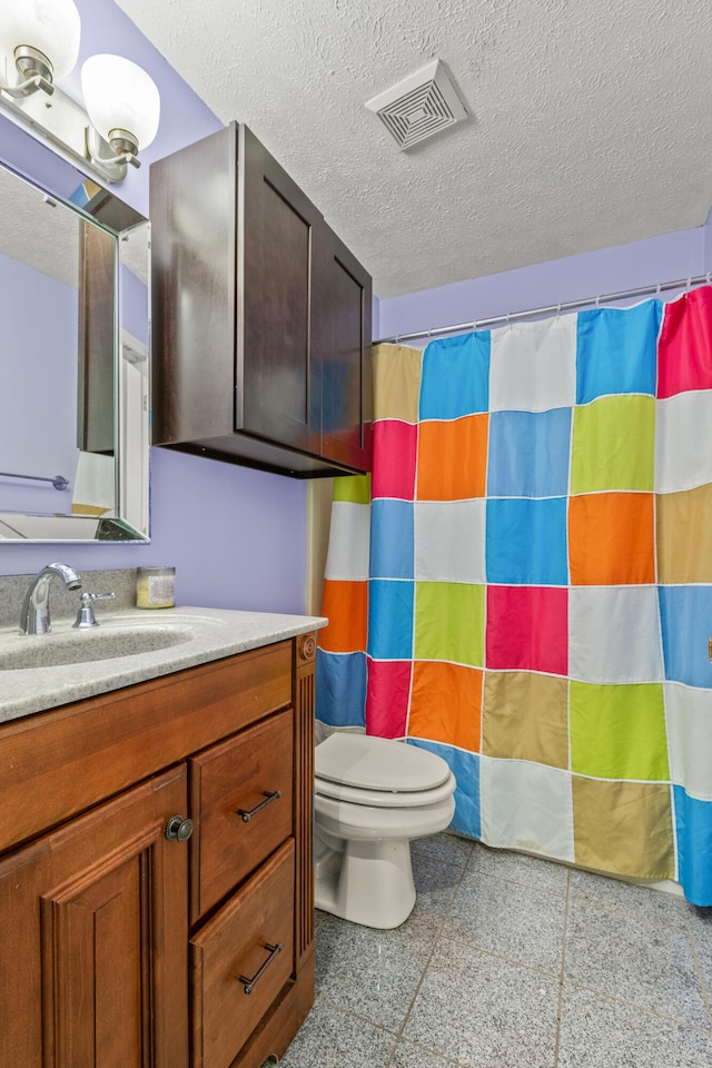 332 Weslyn Way, Nicholasville, KY 40356 - full bath featuring vanity and a textured ceiling