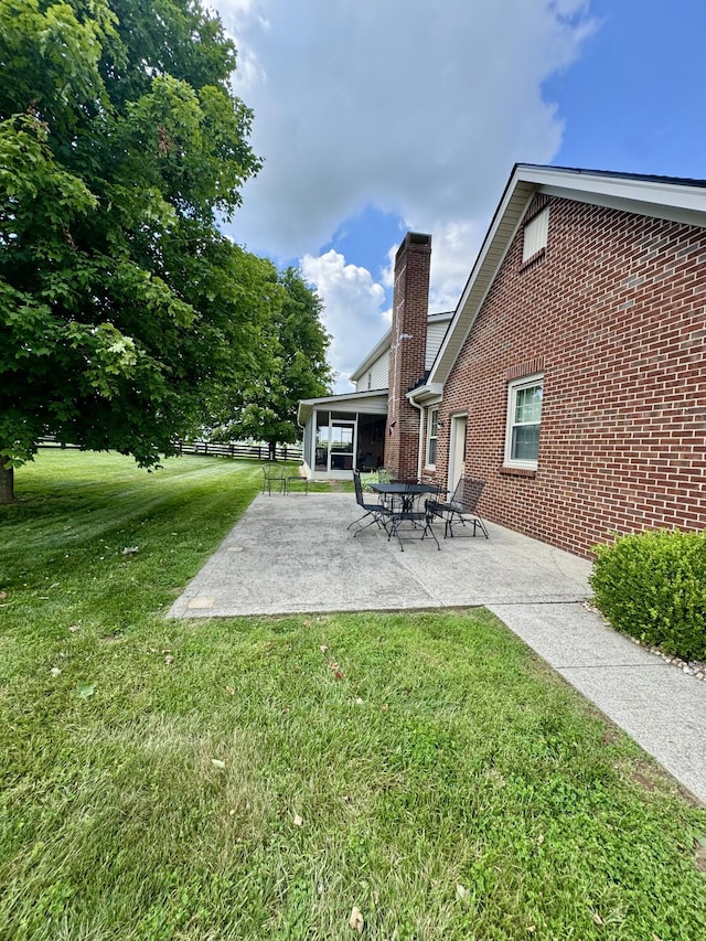 4295 Vince Rd, Nicholasville, KY 40356 - view of yard with a patio area