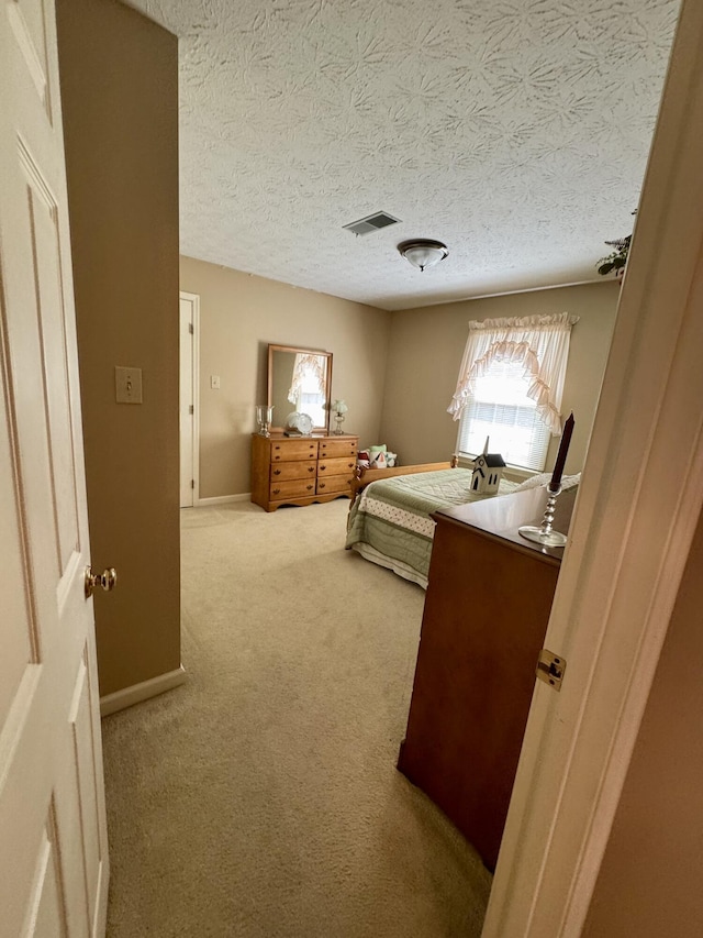 4295 Vince Rd, Nicholasville, KY 40356 - bedroom featuring carpet and a textured ceiling