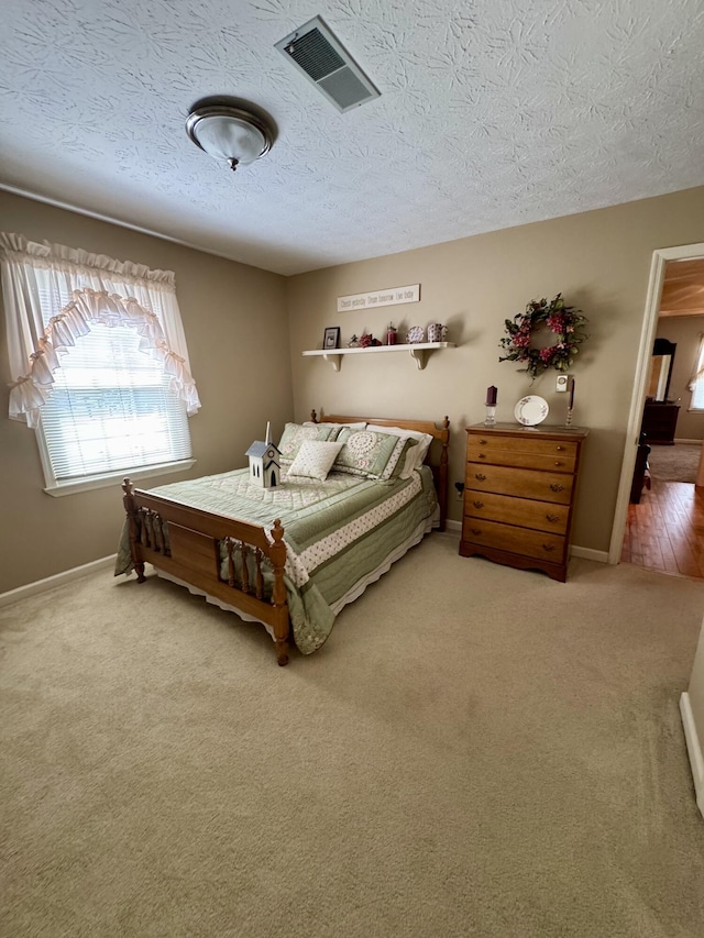 4295 Vince Rd, Nicholasville, KY 40356 - bedroom with carpet flooring and a textured ceiling