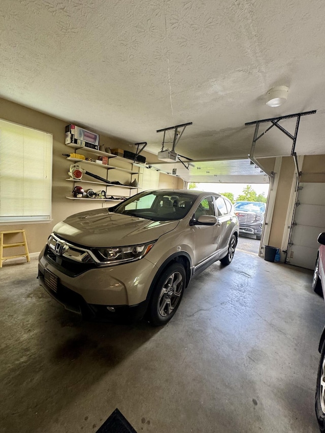 4295 Vince Rd, Nicholasville, KY 40356 - garage featuring a garage door opener