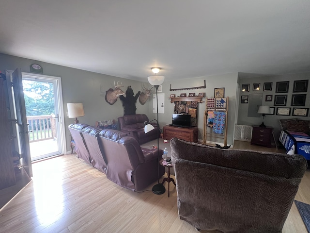 195 Copperhead Rd, Corbin, KY 40701 - living room with wood finished floors