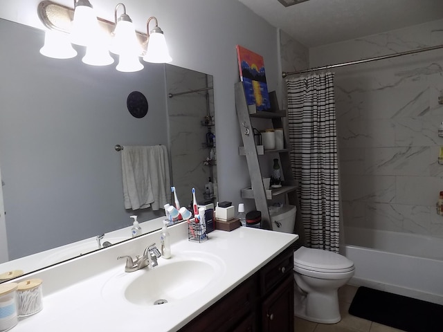 131 Regency Point Path, Lexington, KY 40503 - bathroom with vanity and shower / tub combo with curtain