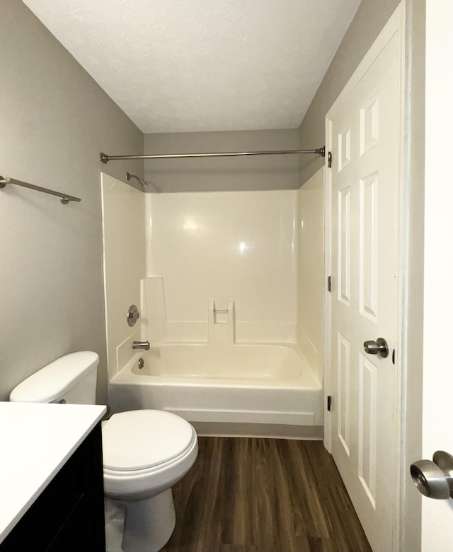 404 Bainbridge Ct Unit E3, Lexington, KY 40509 - bathroom with vanity, wood finished floors, and shower / bathtub combination