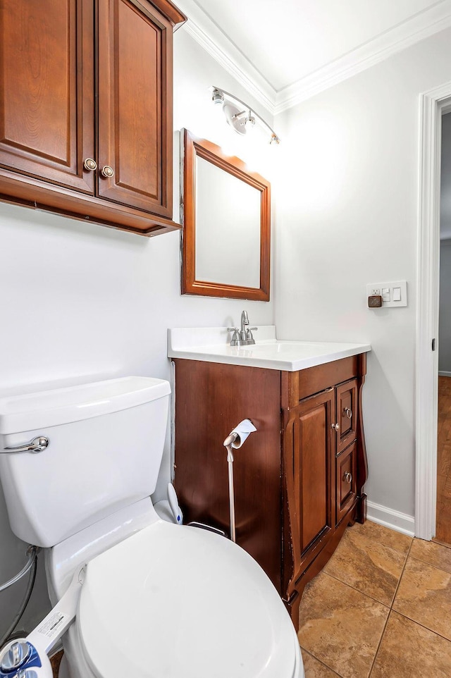 204 Tecumseh Trl, Frankfort, KY 40601 - half bath with vanity and ornamental molding