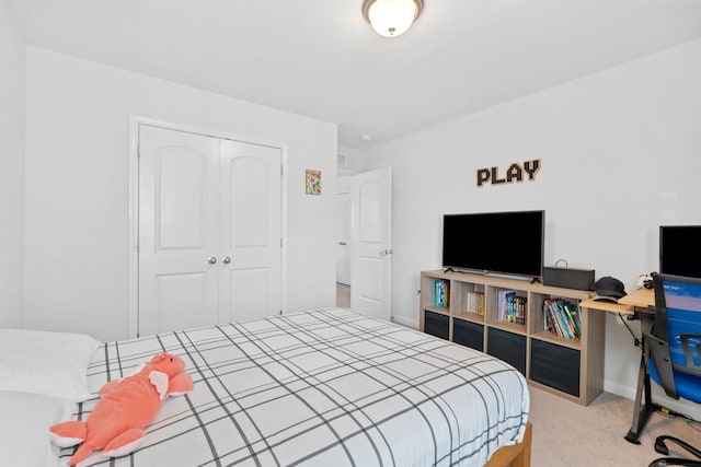 137 Kirkstall Way, Georgetown, KY 40324 - bedroom with carpet flooring and a closet