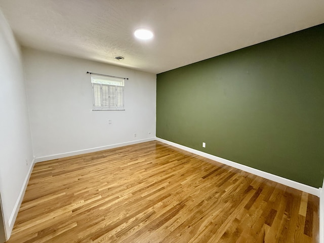 123 Hillandale Dr, Somerset, KY 42501 - empty room with light wood-type flooring and baseboards