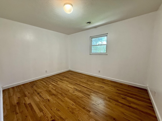 123 Hillandale Dr, Somerset, KY 42501 - spare room featuring wood finished floors and baseboards
