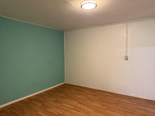 123 Hillandale Dr, Somerset, KY 42501 - empty room with wood finished floors and baseboards
