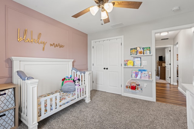 309 Memory Ln, Richmond, KY 40475 - carpeted bedroom featuring a closet, a ceiling fan, and a nursery area