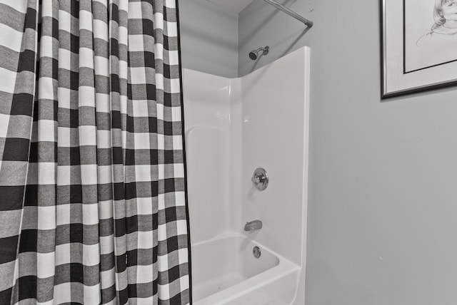 4111 Stanford Rd, Danville, KY 40422 - bathroom with shower / bath combo