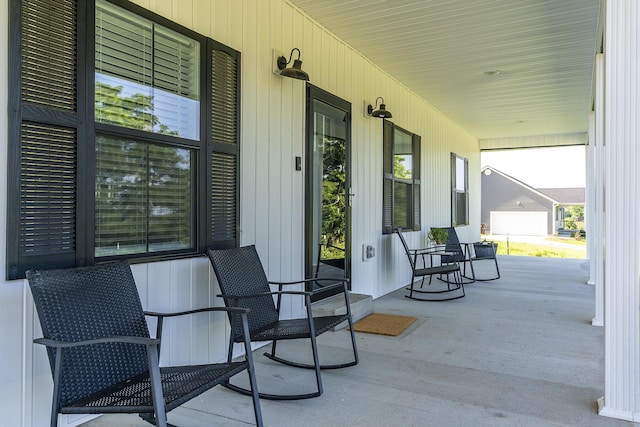 2562 High Bridge Rd, Lancaster, KY 40444 - view of porch