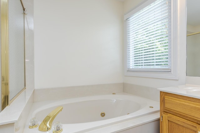 4129 Amberwood Ct, Lexington, KY 40513 - bathroom with vanity and a tub with jets