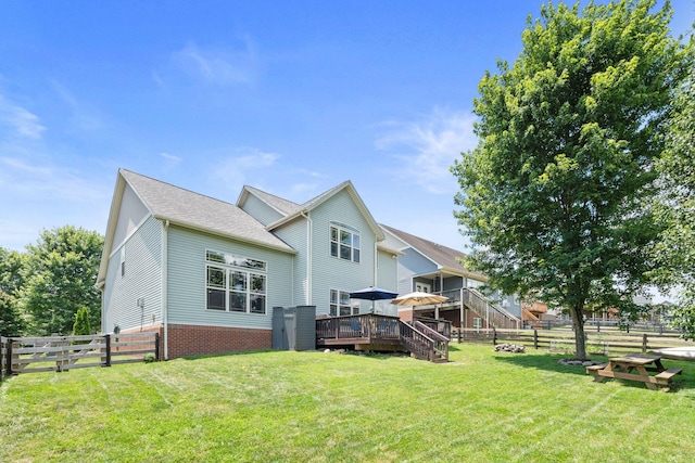 115 Westwoods Dr, Georgetown, KY 40324 - back of property featuring a wooden deck and a fenced backyard