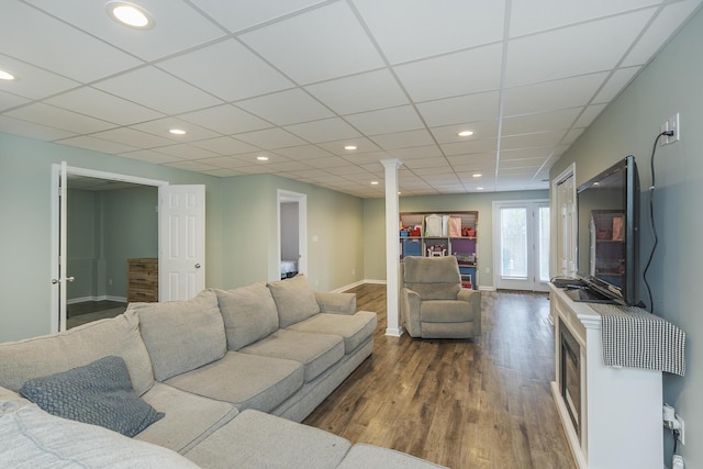 3224 Orchard Grass Rd, Lexington, KY 40509 - living area with wood finished floors, recessed lighting, and a paneled ceiling
