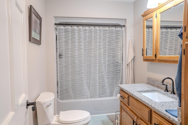 196 Herndon Ln, Berea, KY 40403 - full bathroom featuring vanity and shower / tub combo with curtain