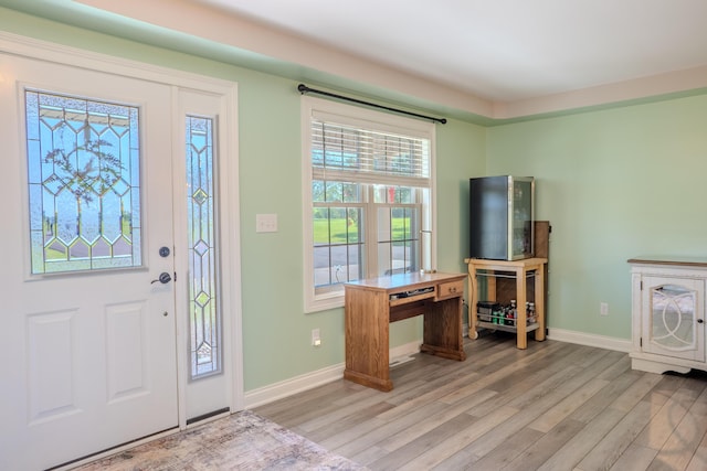196 Herndon Ln, Berea, KY 40403 - foyer with light wood-style floors