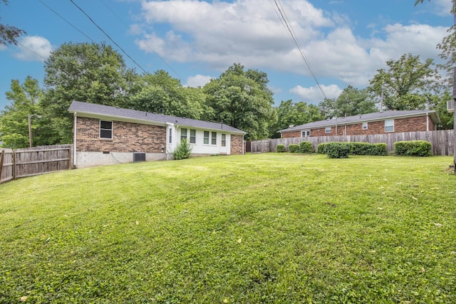 204 Kelly St, Paris, KY 40361 - view of fenced backyard