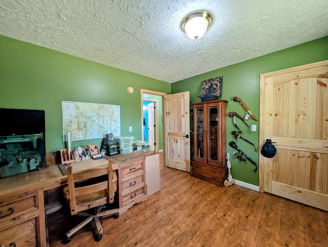 1260 Old Way Rd, London, KY 40741 - office area with a textured ceiling and wood finished floors