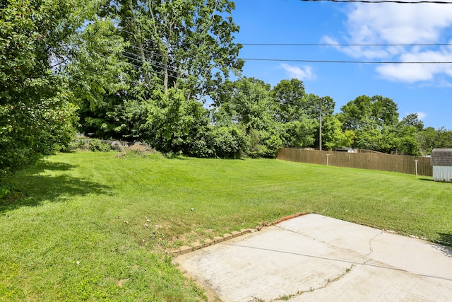 227 Gailane St, Lawrenceburg, KY 40342 - view of yard with a patio area