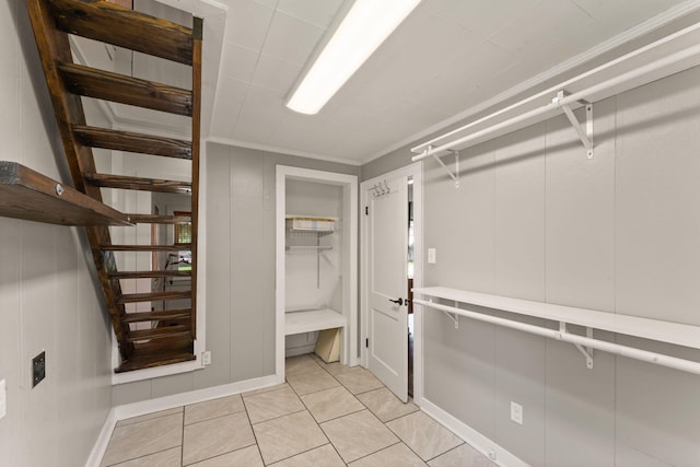411 E Washington St, Franklin, KY 42134 - spacious closet with light tile patterned floors