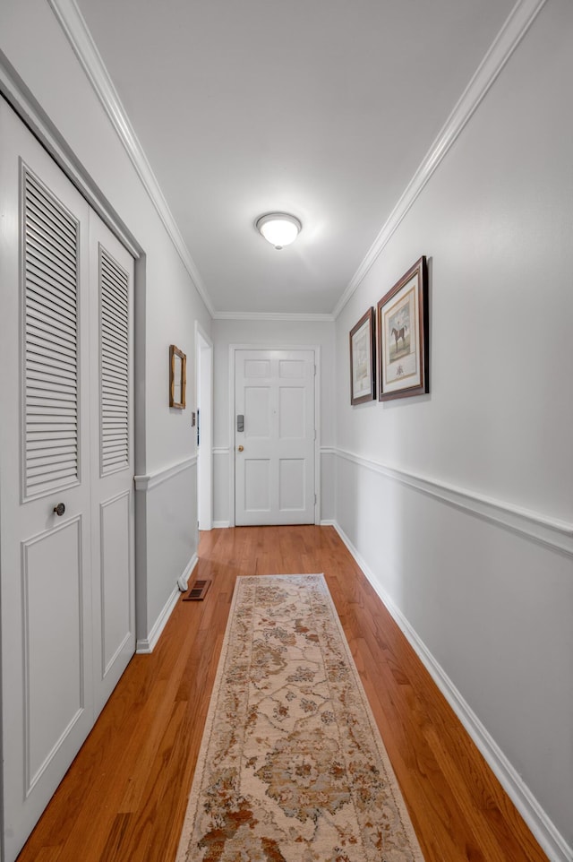 2864 Ark Royal Way, Lexington, KY 40503 - doorway with wood finished floors and ornamental molding