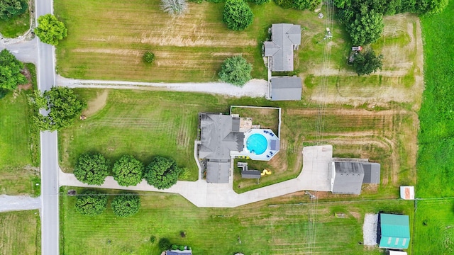 997 Copper Creek Rd, Berea, KY 40403 - drone / aerial view of a pool area
