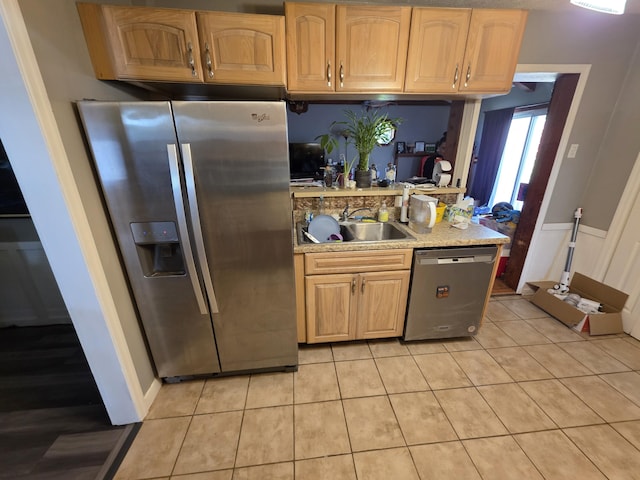 417 Creekview Dr, Paris, KY 40361 - kitchen with appliances with stainless steel finishes and light tile patterned floors