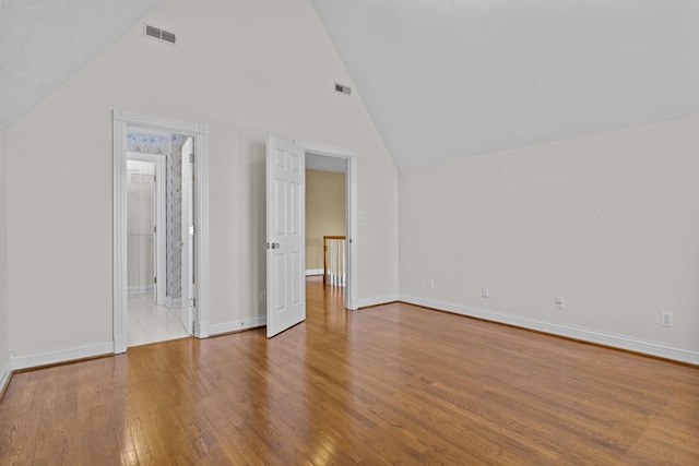 117 Richland Dr, Richmond, KY 40475 - bonus room featuring lofted ceiling and wood finished floors