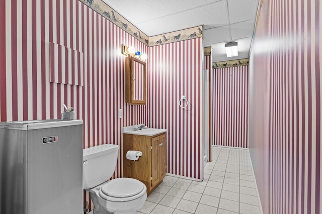 117 Richland Dr, Richmond, KY 40475 - full bathroom with tile patterned floors, vanity, wallpapered walls, and a shower with curtain
