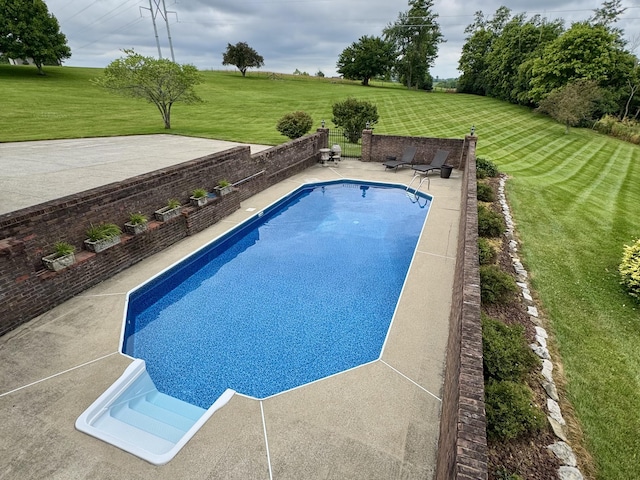 117 Richland Dr, Richmond, KY 40475 - view of pool with a patio area and a lawn