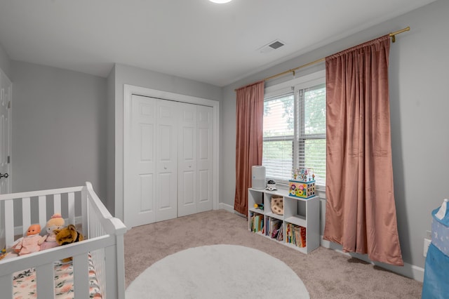 1074 Rockbridge Rd, Lexington, KY 40515 - carpeted bedroom with a closet and baseboards