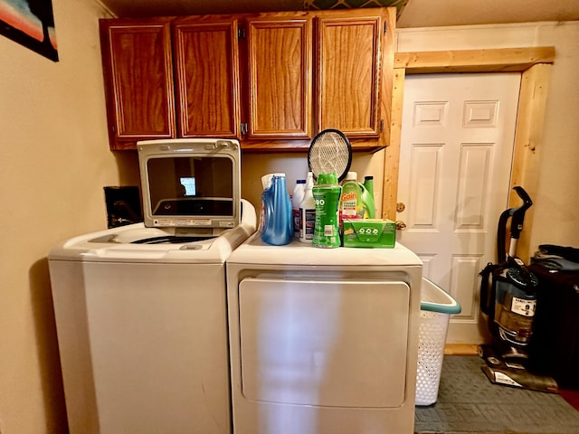 697 Ky 3439, Barbourville, KY 40906 - laundry room with washer and clothes dryer and cabinet space