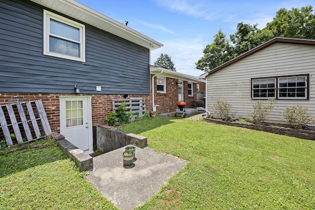 3523 Brookview Dr, Lexington, KY 40517 - view of grassy yard
