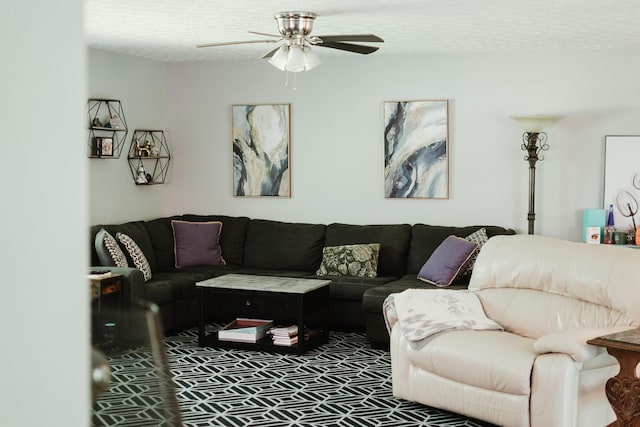585 Cotton Rd, Corbin, KY 40701 - living room featuring ceiling fan
