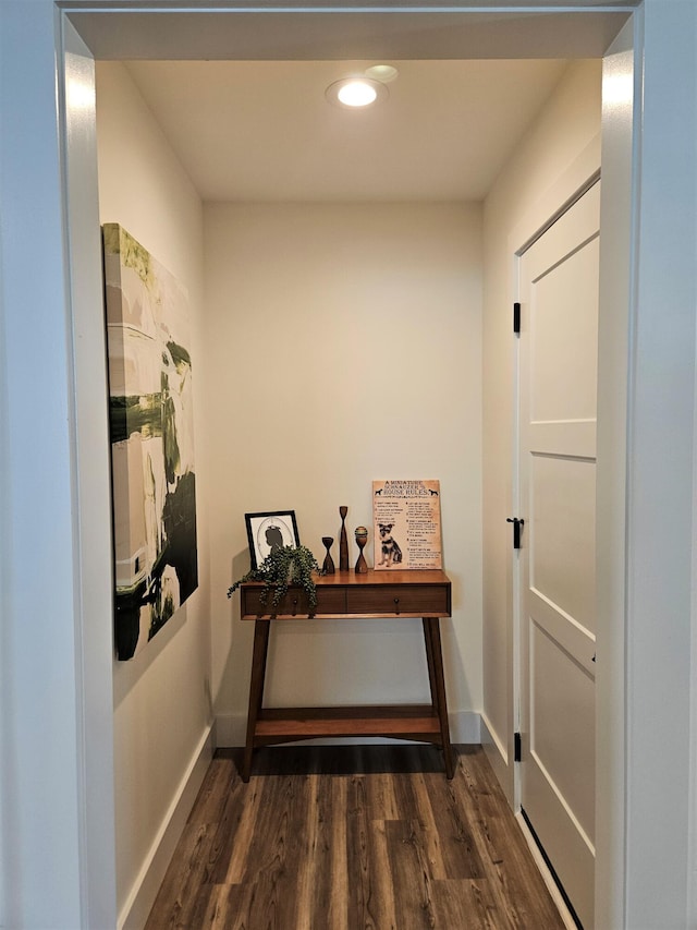 209-211 Wyldwood Way, Berea, KY 40403 - corridor featuring dark wood-type flooring and recessed lighting