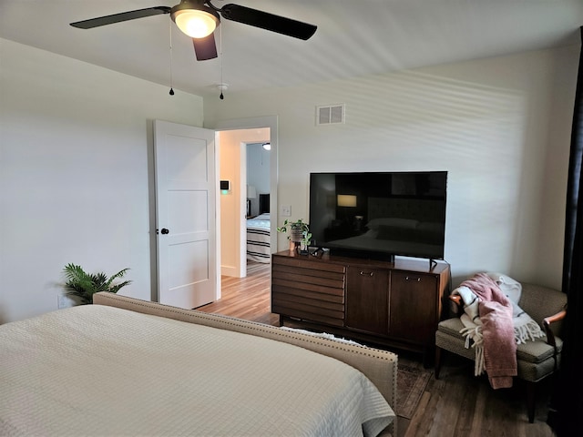 209-211 Wyldwood Way, Berea, KY 40403 - bedroom with wood finished floors and ceiling fan