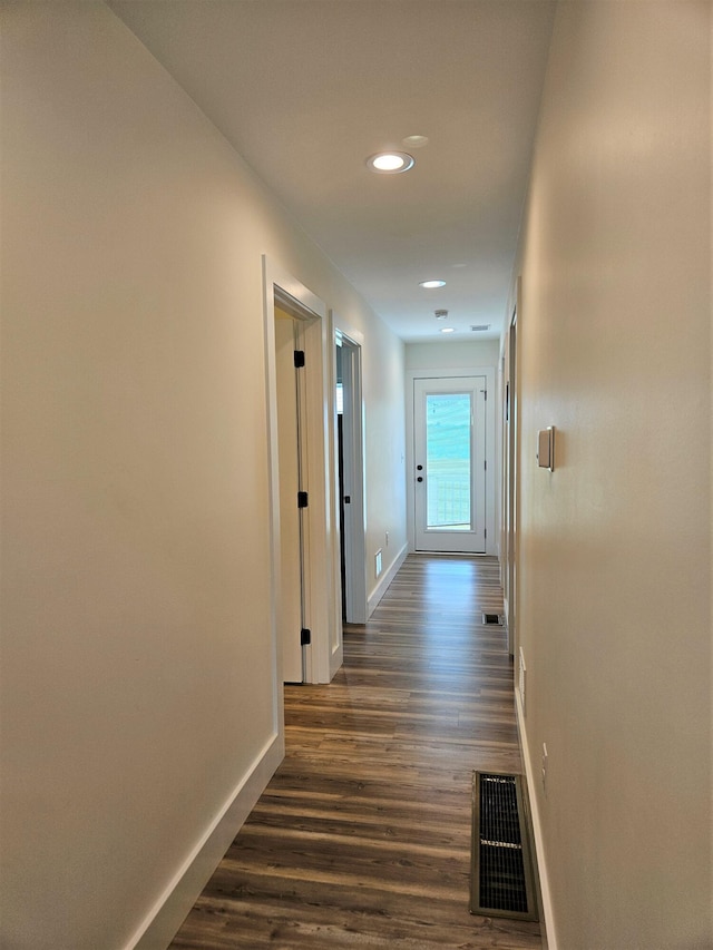 209-211 Wyldwood Way, Berea, KY 40403 - hallway with dark wood-style floors and recessed lighting