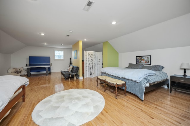 321 S Turner St, Midway, KY 40347 - bedroom featuring lofted ceiling, light wood finished floors, and recessed lighting