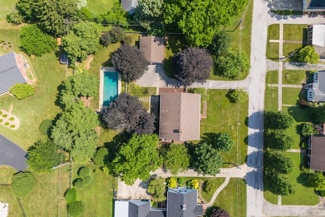 321 S Turner St, Midway, KY 40347 - bird's eye view of a pool area