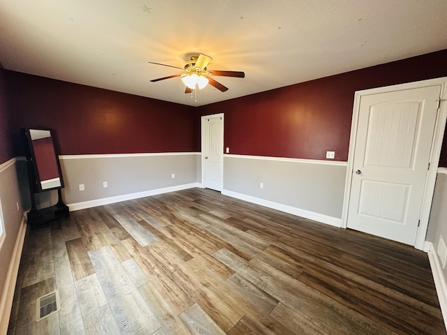 218 Foster Ln, Stanford, KY 40484 - unfurnished room featuring a ceiling fan and wood finished floors