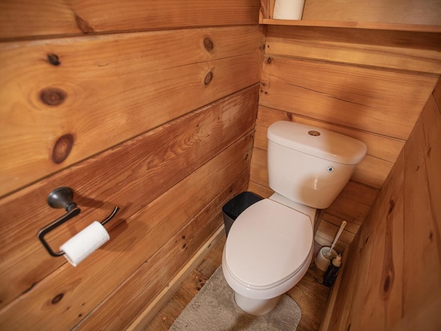843 Joe Henson Rd, Dunnville, KY 42528 - bathroom featuring toilet and wood finished floors