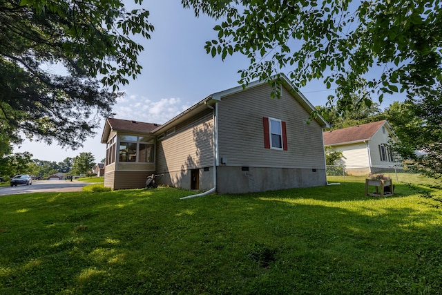 129 Plantation Dr, Lawrenceburg, KY 40342 - view of home's exterior with crawl space