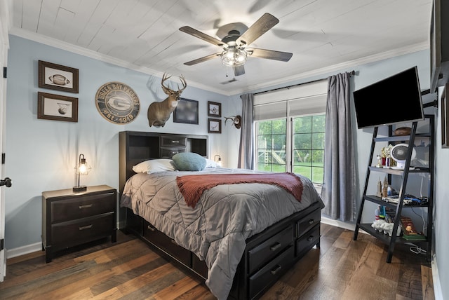 1020 Cornish Ln, Lawrenceburg, KY 40342 - bedroom featuring crown molding, dark wood-type flooring, and a ceiling fan