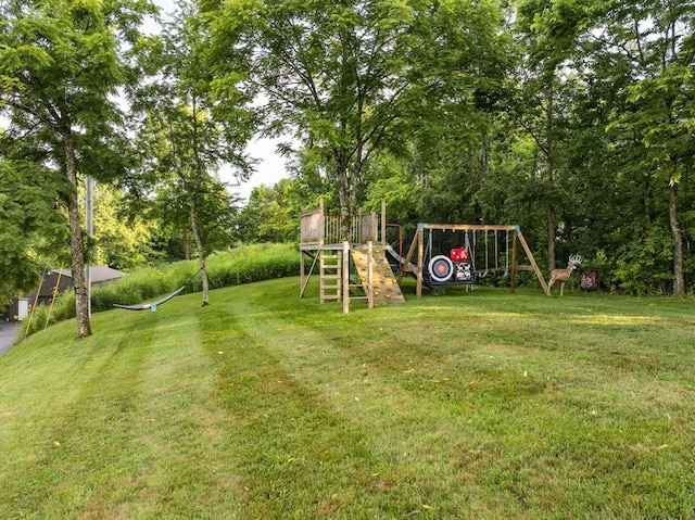 1020 Cornish Ln, Lawrenceburg, KY 40342 - view of grassy yard featuring a playground
