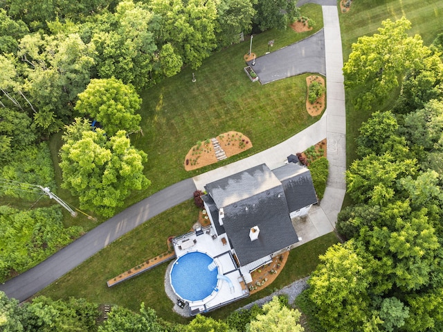 1020 Cornish Ln, Lawrenceburg, KY 40342 - aerial view of a pool area
