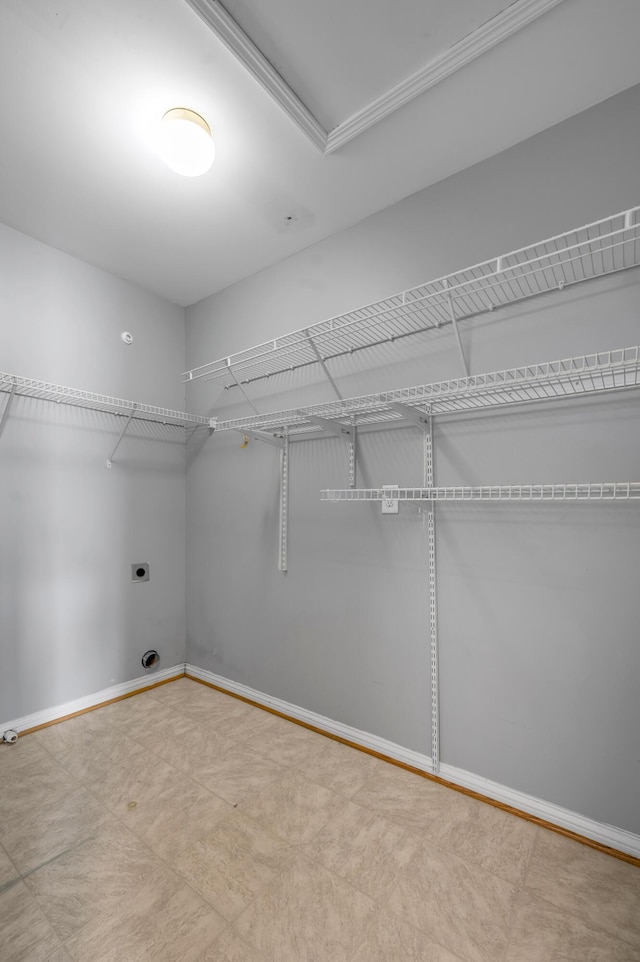 2916 Sandersville Rd, Lexington, KY 40511 - view of spacious closet