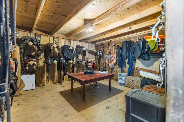 1100 Doublegate Rd, Jeffersonville, KY 40337 - view of horse barn