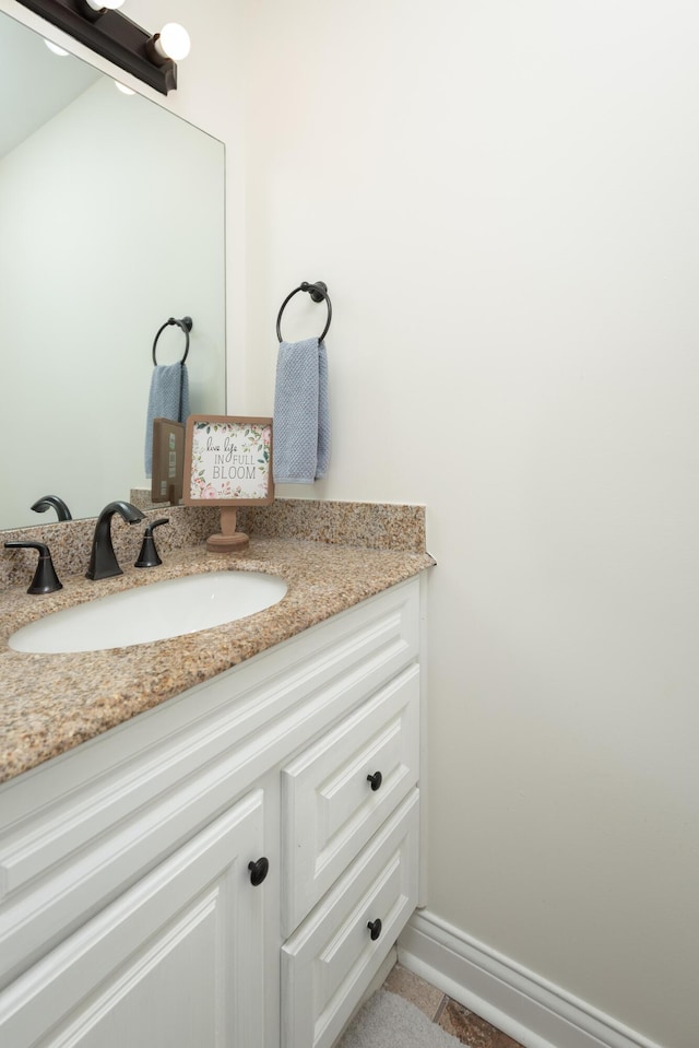 5045 Mccowans Ferry Rd, Versailles, KY 40383 - bathroom featuring vanity