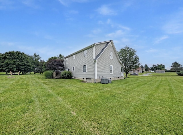 109 Edwards Ct, Lancaster, KY 40444 - view of side of property with a yard